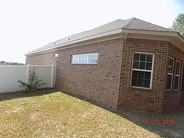 218 Timber Ridge Boulevard Byron, GA 31008 - Photo 4 of 30 a front view of a house