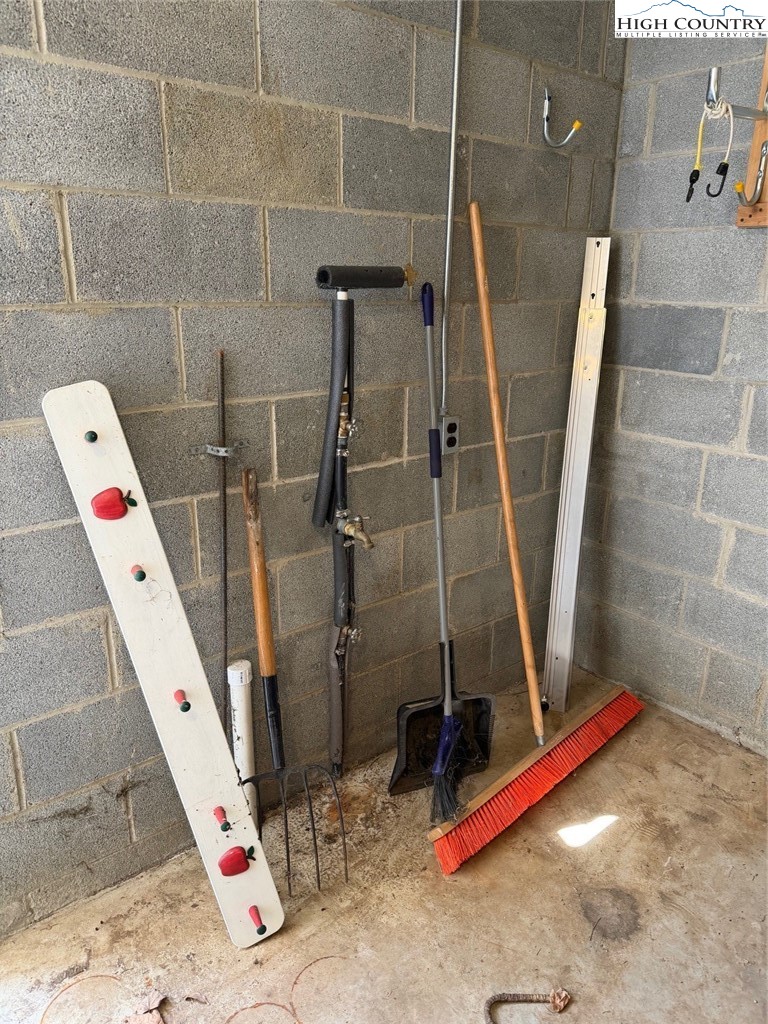 733 Clark Swift Road Vilas, NC 28692 - Photo 11 of 36 a bathroom with a shower