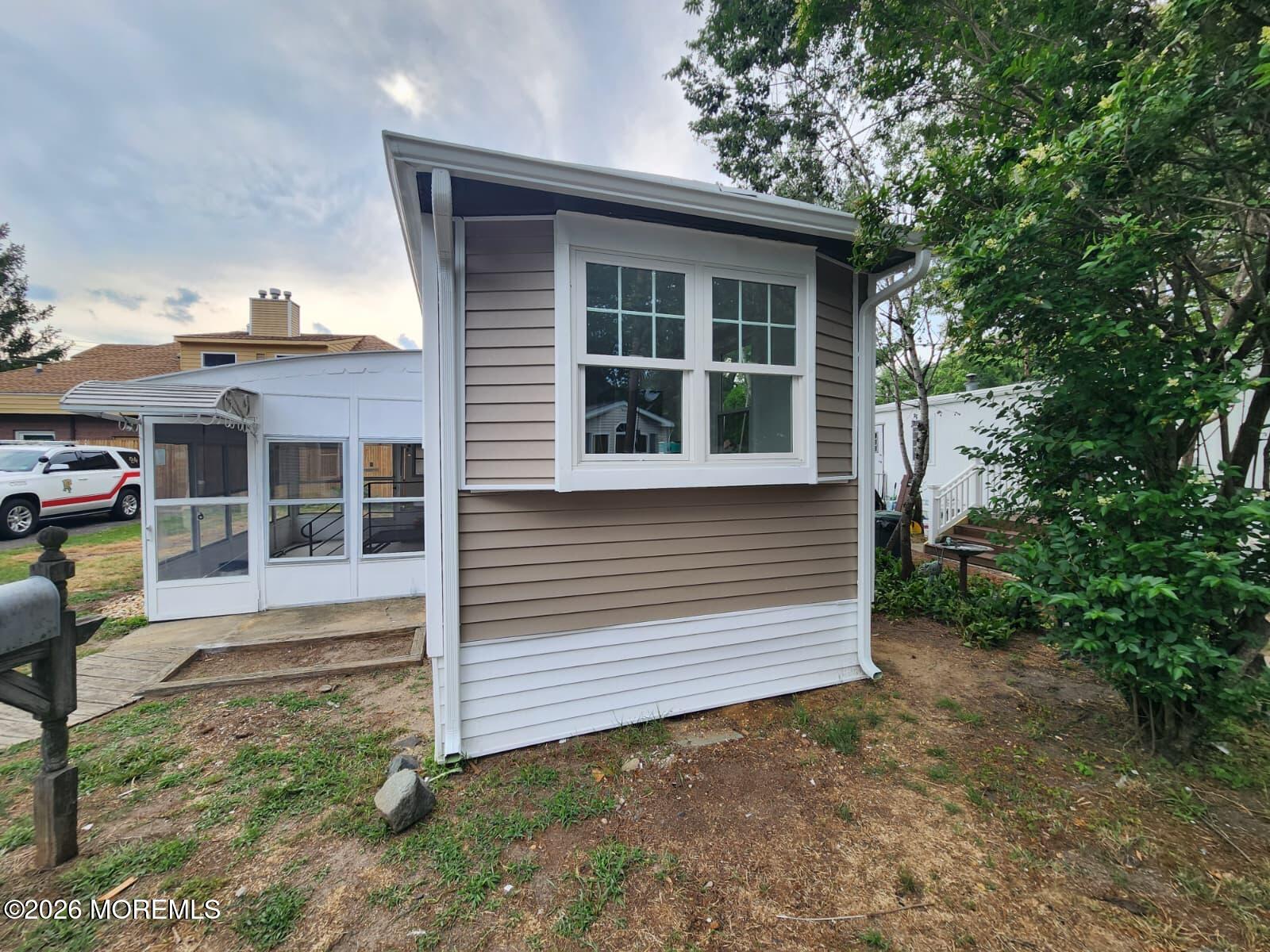 6 Pinewood Trail Brick, NJ 08724 - Photo 5 of 19 New windowsI