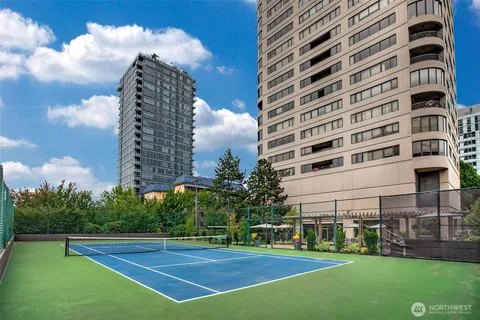 $777,000 | 1301 Spring Street, Unit 14C, Seattle, WA 98104