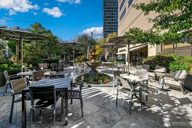 $777,000 | 1301 Spring Street, Unit 14C, Seattle, WA 98104