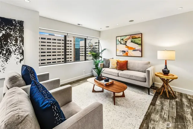 $777,000 | 1301 Spring Street, Unit 14C, Seattle, WA 98104