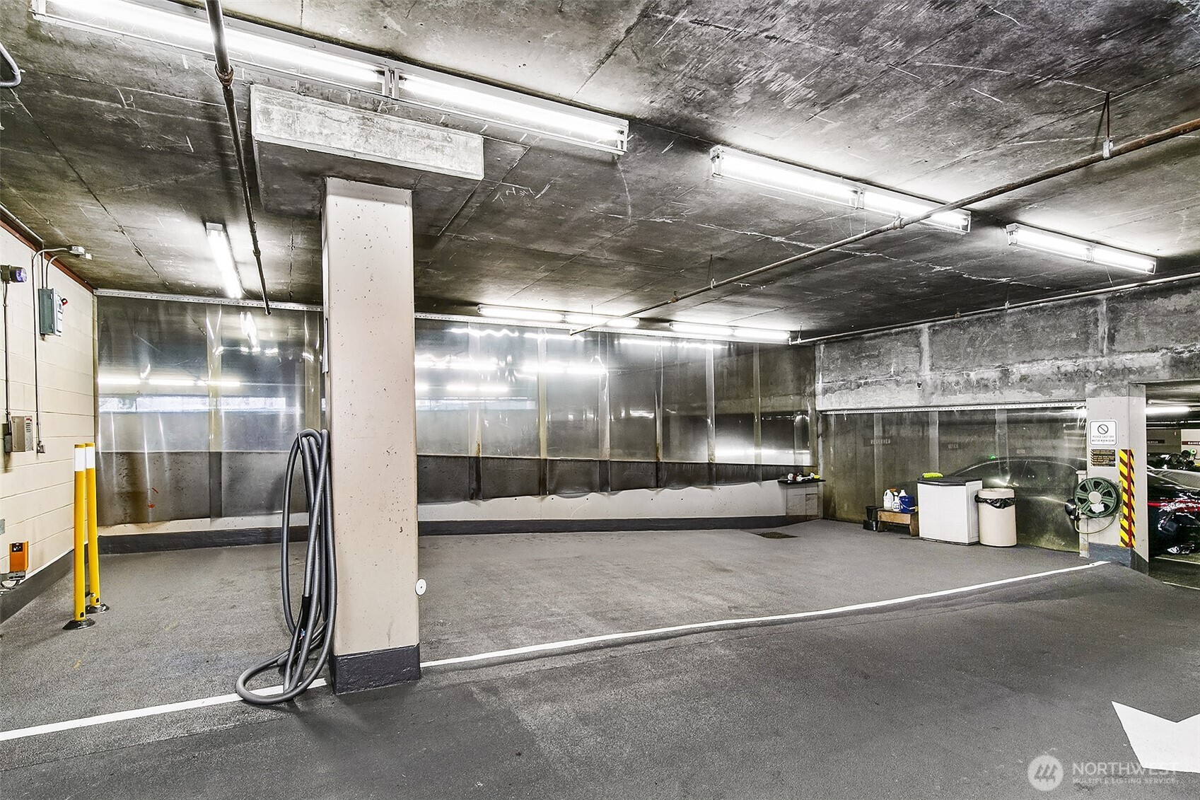 1301 Spring Street, Unit 14C Seattle, WA 98104 - Photo 34 of 38