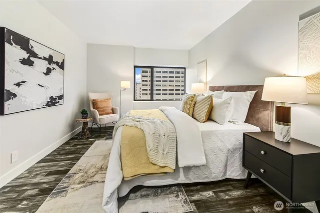 $777,000 | 1301 Spring Street, Unit 14C, Seattle, WA 98104