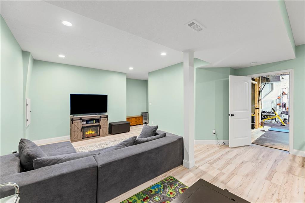 1415 Lewis Circle Raymore, MO 64083 - Photo 37 of 56