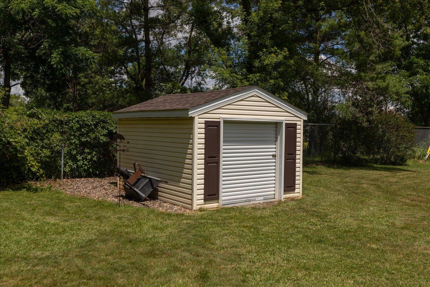 1305 25th Street Southeast Rochester, MN 55904 - Photo 35 of 44