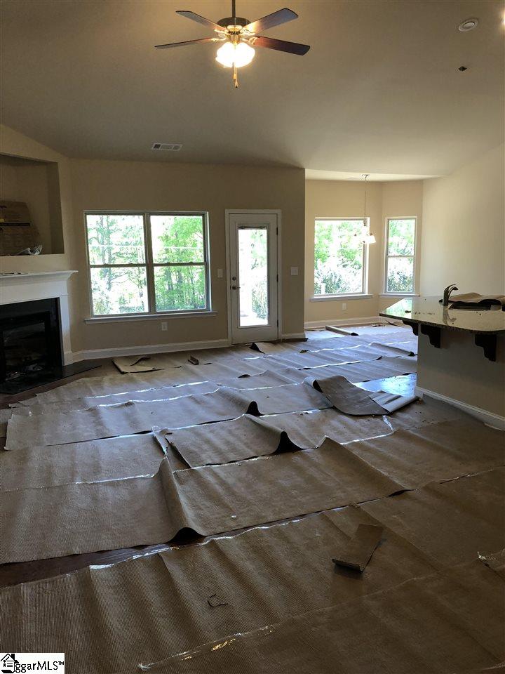 321 Rabbit Run Trail Simpsonville, SC 29681 - Photo 3 of 5 Gallery Image 3