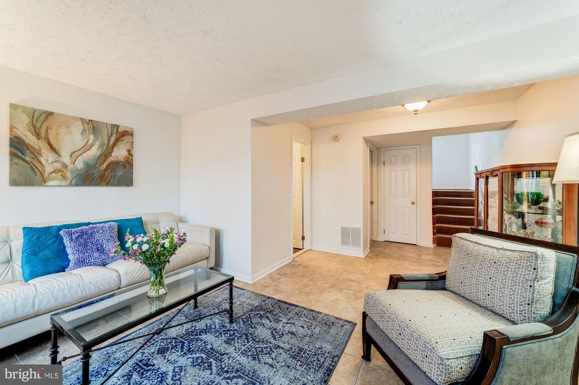 1591 Woodcrest Drive Reston, VA 20194 - Photo 11 of 33