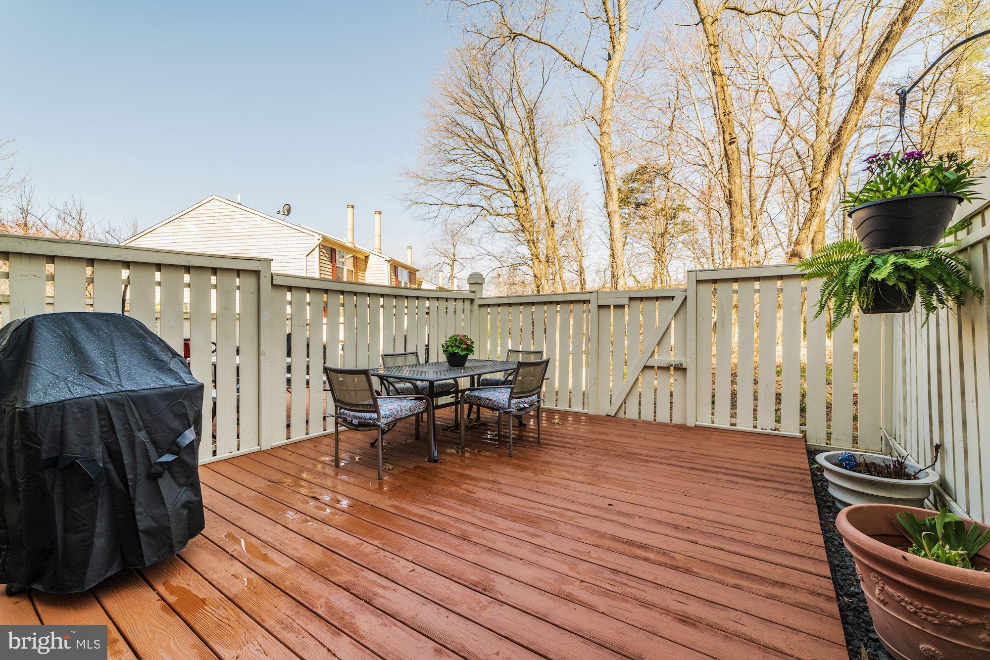 1591 Woodcrest Drive Reston, VA 20194 - Photo 6 of 33 Perfect area for entertaining