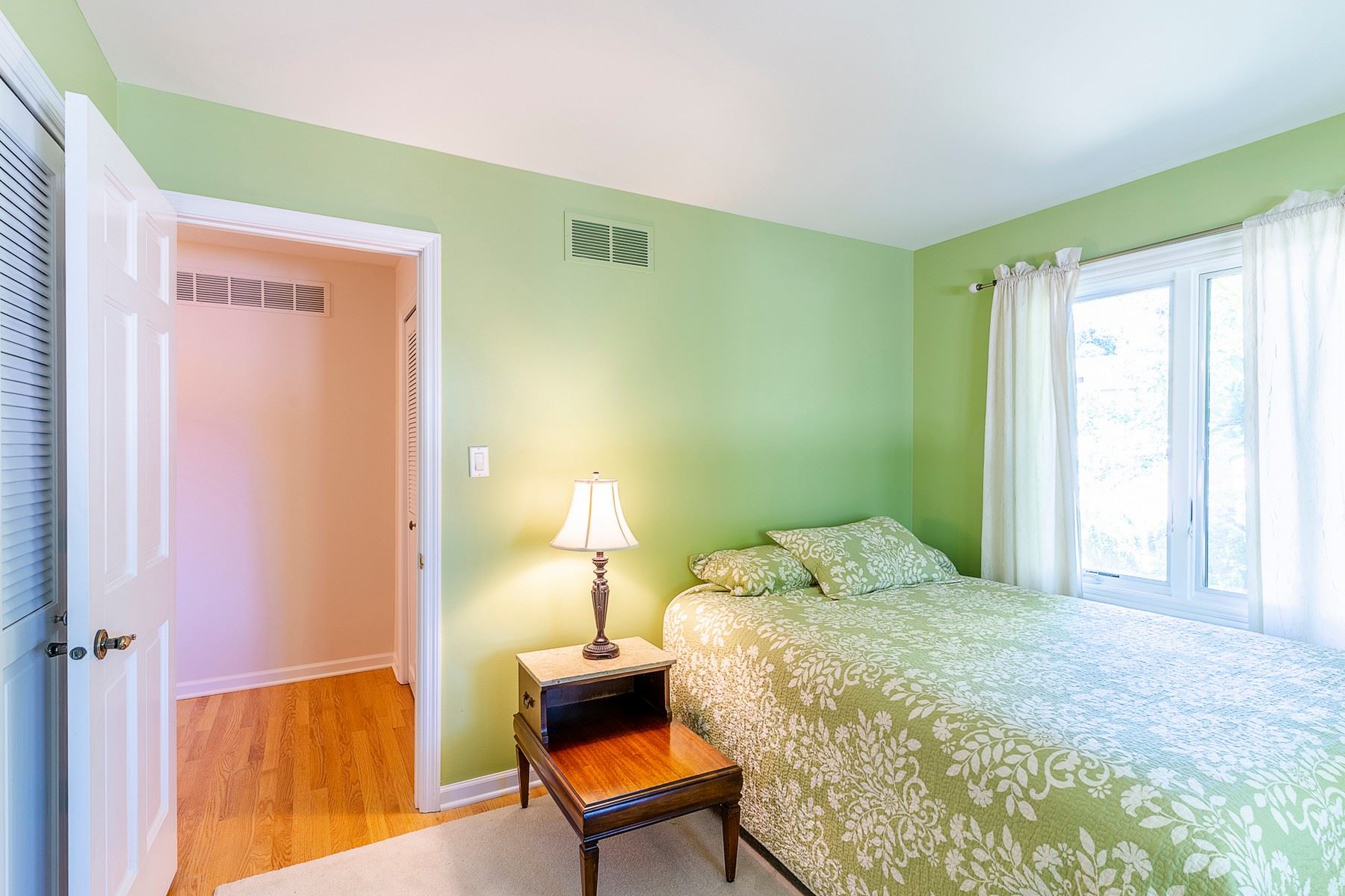 420 Scarborough Road Valparaiso, IN 46385 - Photo 22 of 36 Gallery Image 22