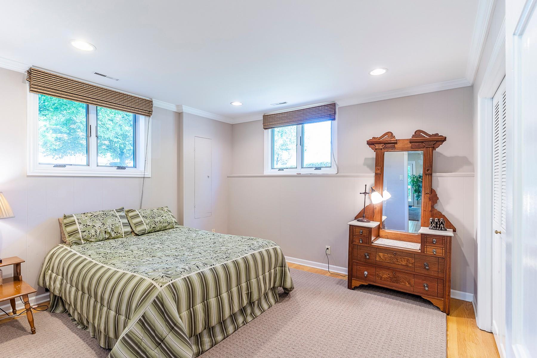 420 Scarborough Road Valparaiso, IN 46385 - Photo 26 of 36 Gallery Image 26