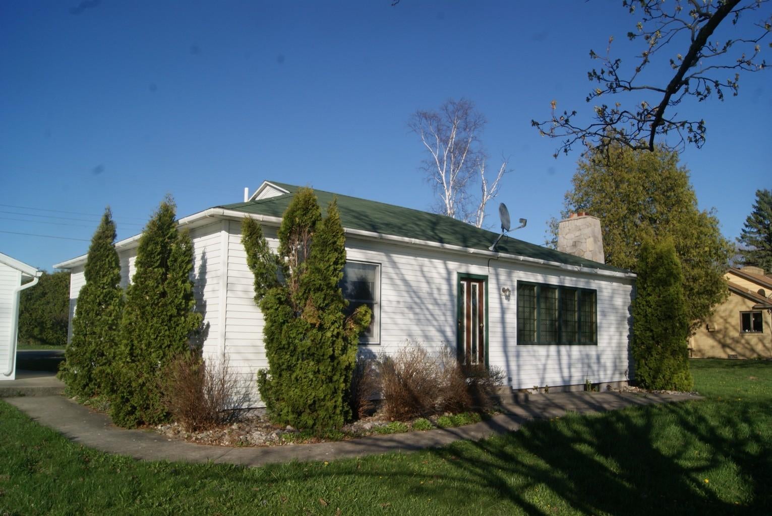 200 Riverside Drive Cheboygan, MI 49721 - Photo 1 of 21 Gallery Image 1