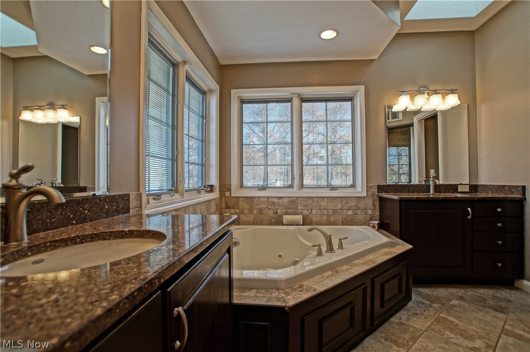 6713 Lake Road West Ashtabula, OH 44004 - Photo 14 of 25 Gallery Image 14
