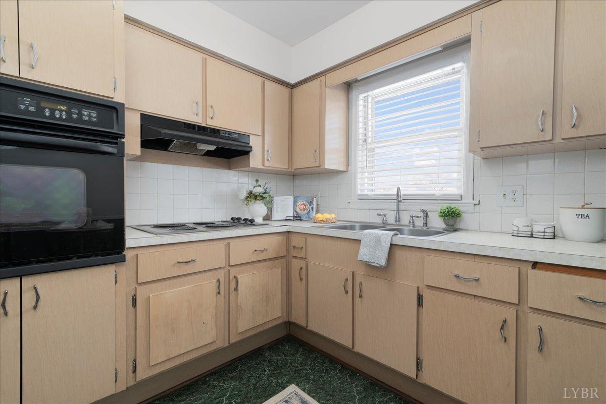 1982 Lawyers Road Lynchburg, VA 24501 - Photo 28 of 48