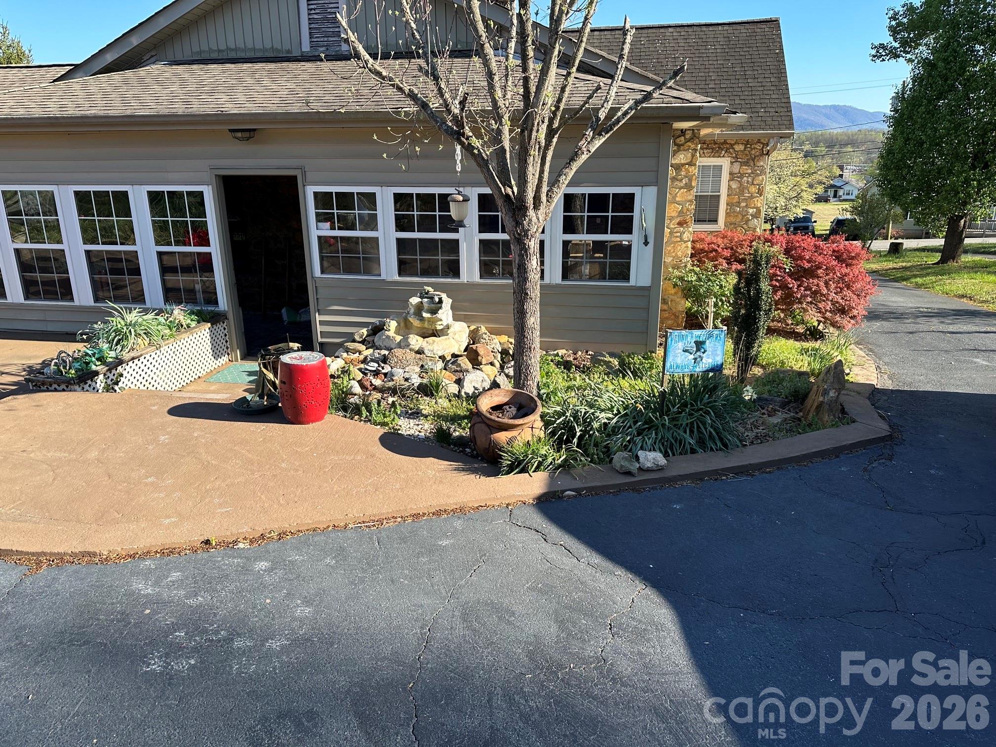 106 Myrtle Street Morganton, NC 28655 - Photo 28 of 45 Gallery Image 28
