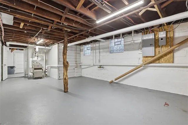 $2,200 | 218 Academy Avenue, Pittsburgh, PA 15228