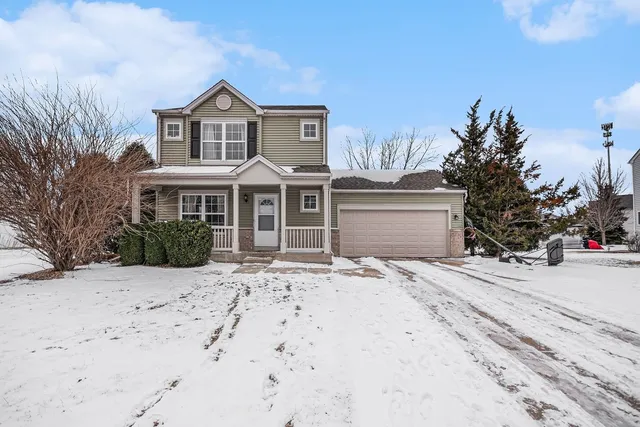 $335,000 | 1137 South Wabena Avenue, Minooka, IL 60447