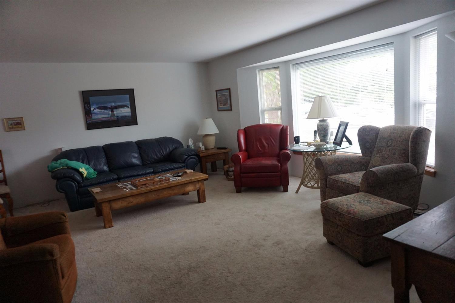 605 Benjamin Way Phoenix, OR 97535 - Photo 5 of 13 Additional Photo