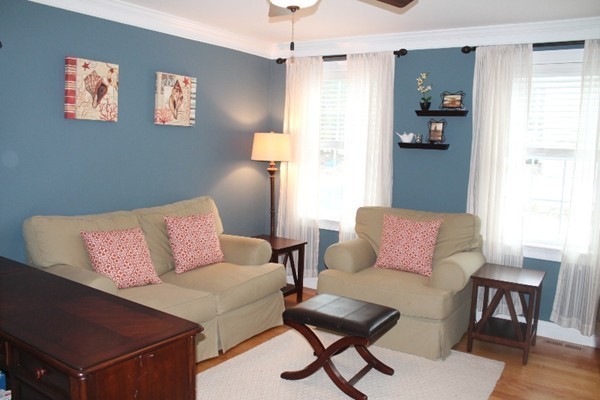 280 River St Extension Billerica, MA 01821 - Photo 9 of 23 a living room with furniture and a window