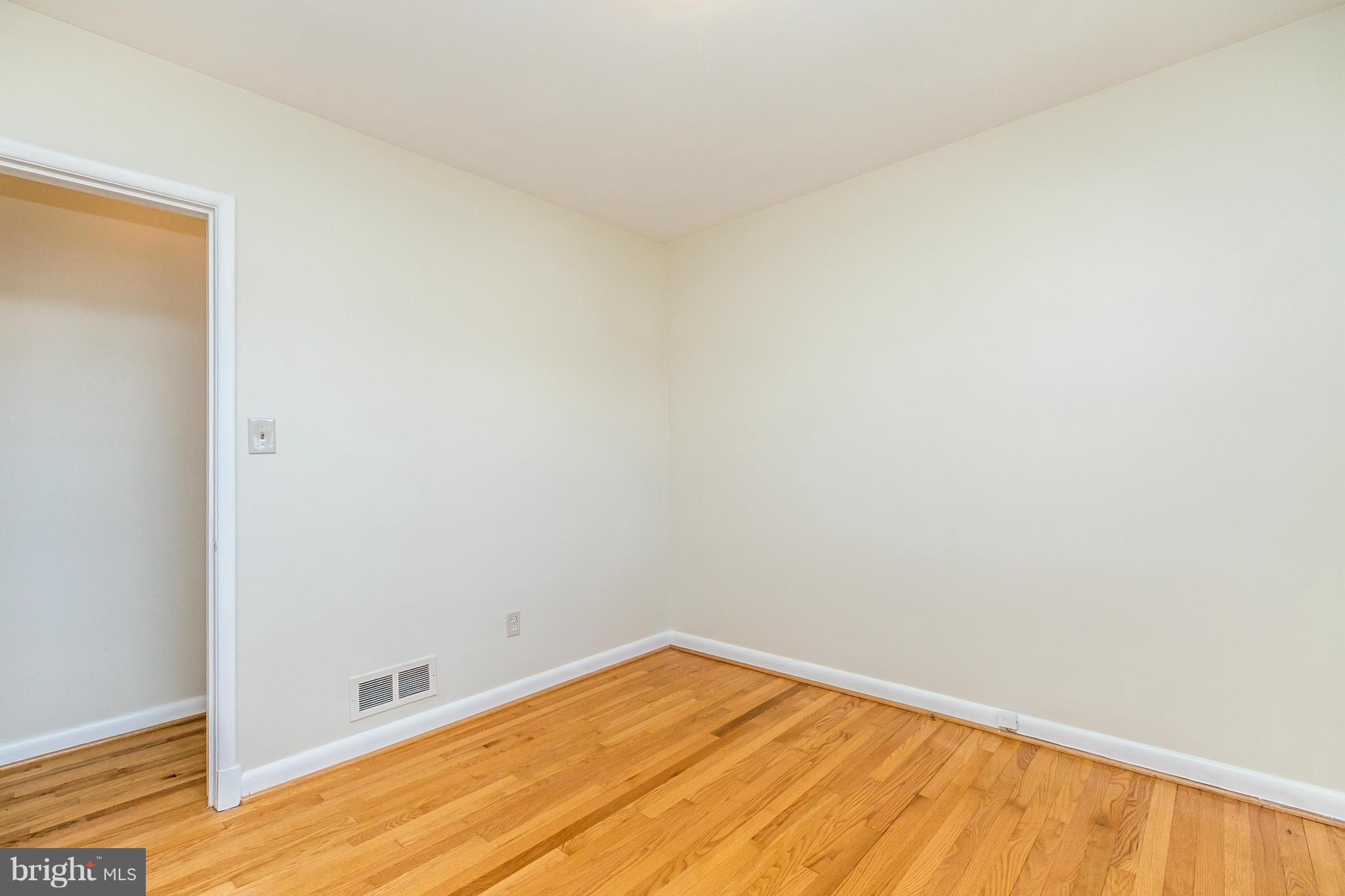 7819 Ballston Road Baltimore, MD 21204 - Photo 20 of 30 Bedroom