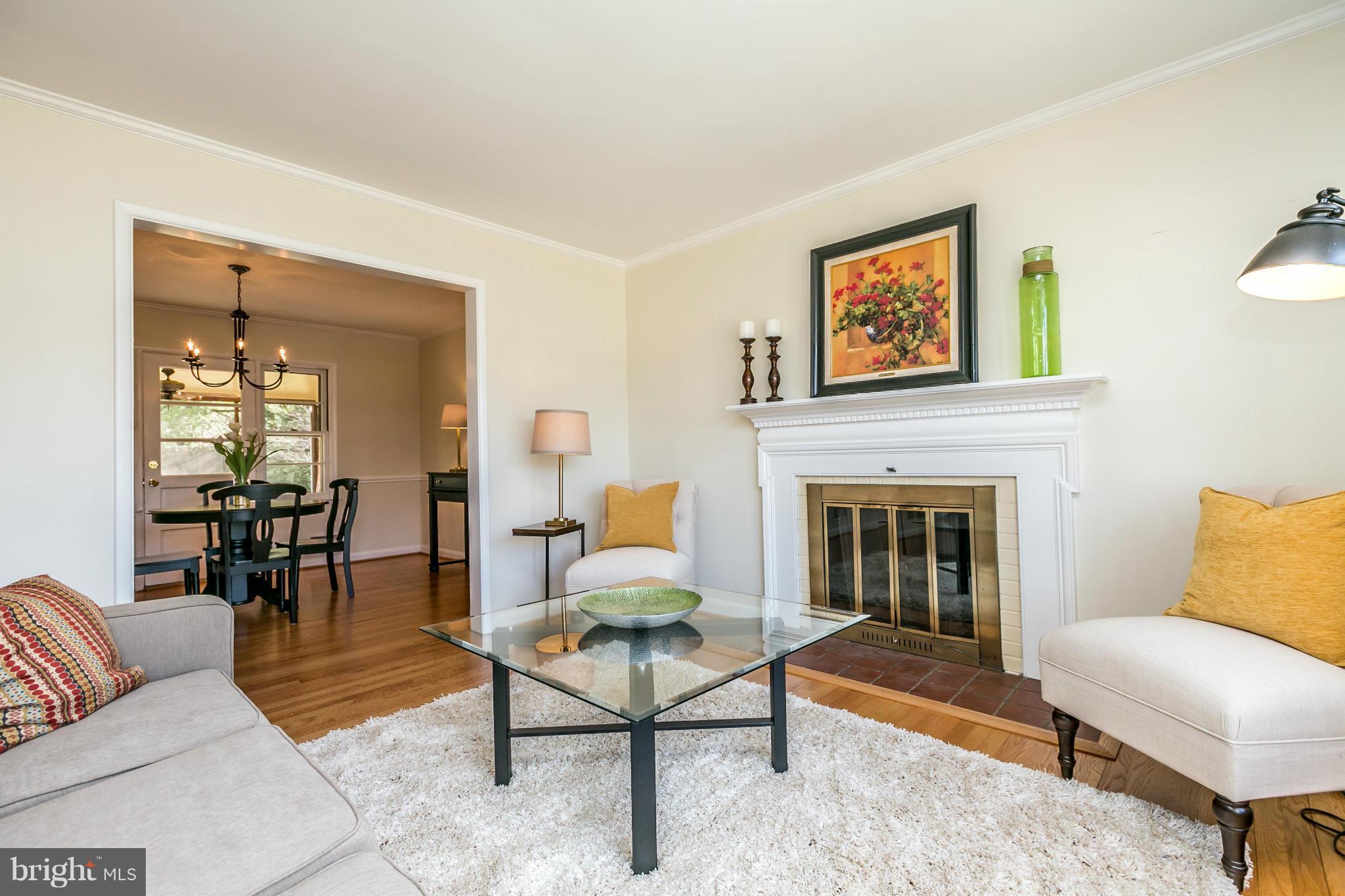 7819 Ballston Road Baltimore, MD 21204 - Photo 6 of 30 Living Room