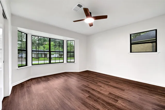 $289,990 | 302 Bayou View Drive, El Lago, TX 77586