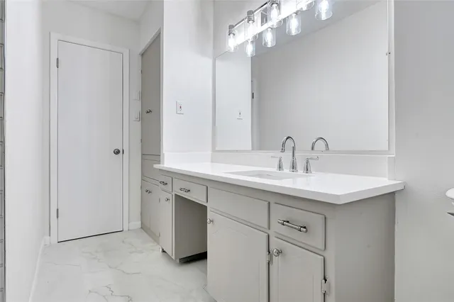 $289,990 | 302 Bayou View Drive, El Lago, TX 77586