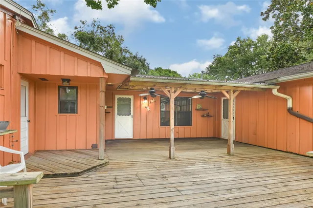 $289,990 | 302 Bayou View Drive, El Lago, TX 77586