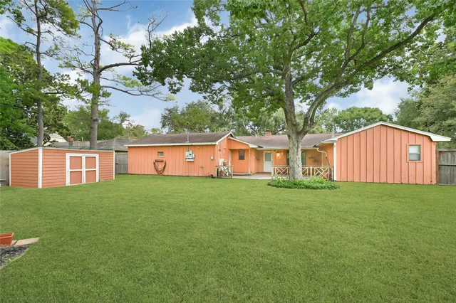 $289,990 | 302 Bayou View Drive, El Lago, TX 77586