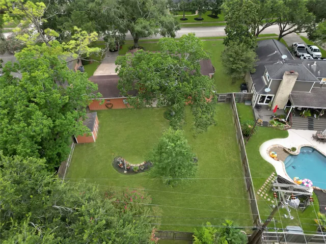 $289,990 | 302 Bayou View Drive, El Lago, TX 77586