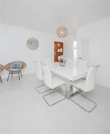 $5,000 | 3801 South Ocean Drive, Unit 7O, Hollywood, FL 33019