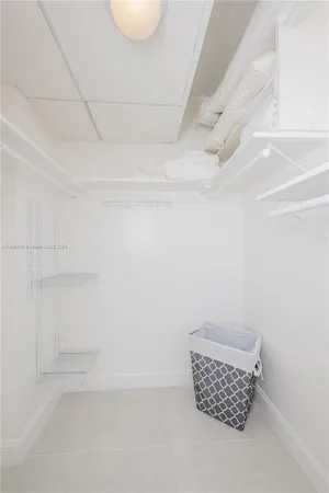 $5,000 | 3801 South Ocean Drive, Unit 7O, Hollywood, FL 33019