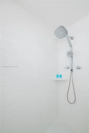 $5,000 | 3801 South Ocean Drive, Unit 7O, Hollywood, FL 33019