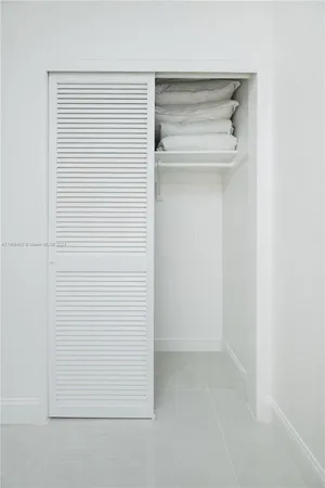 $5,000 | 3801 South Ocean Drive, Unit 7O, Hollywood, FL 33019