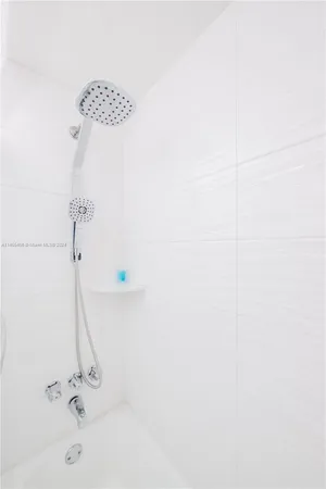 $5,000 | 3801 South Ocean Drive, Unit 7O, Hollywood, FL 33019