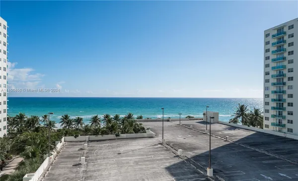 $5,000 | 3801 South Ocean Drive, Unit 7O, Hollywood, FL 33019