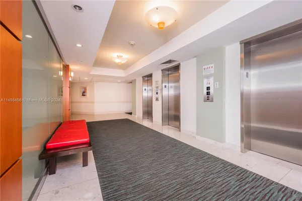$5,000 | 3801 South Ocean Drive, Unit 7O, Hollywood, FL 33019