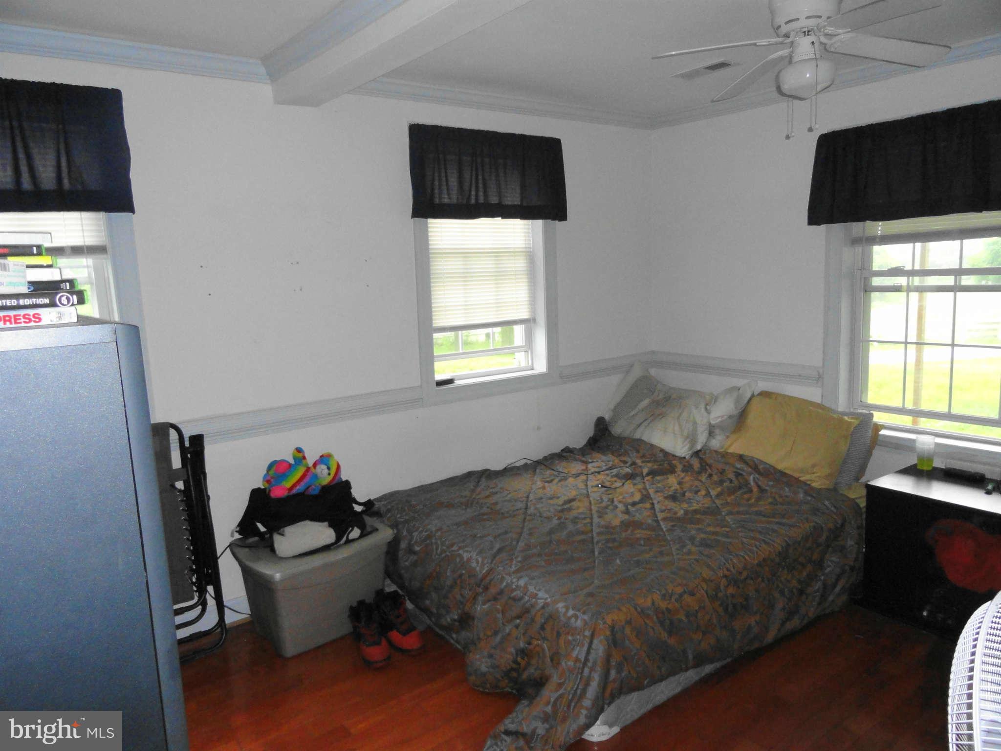 Bedroom (Master)