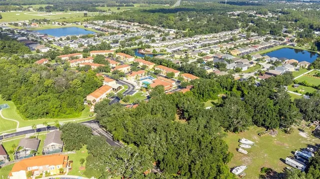 a view of outdoor space yard and porch