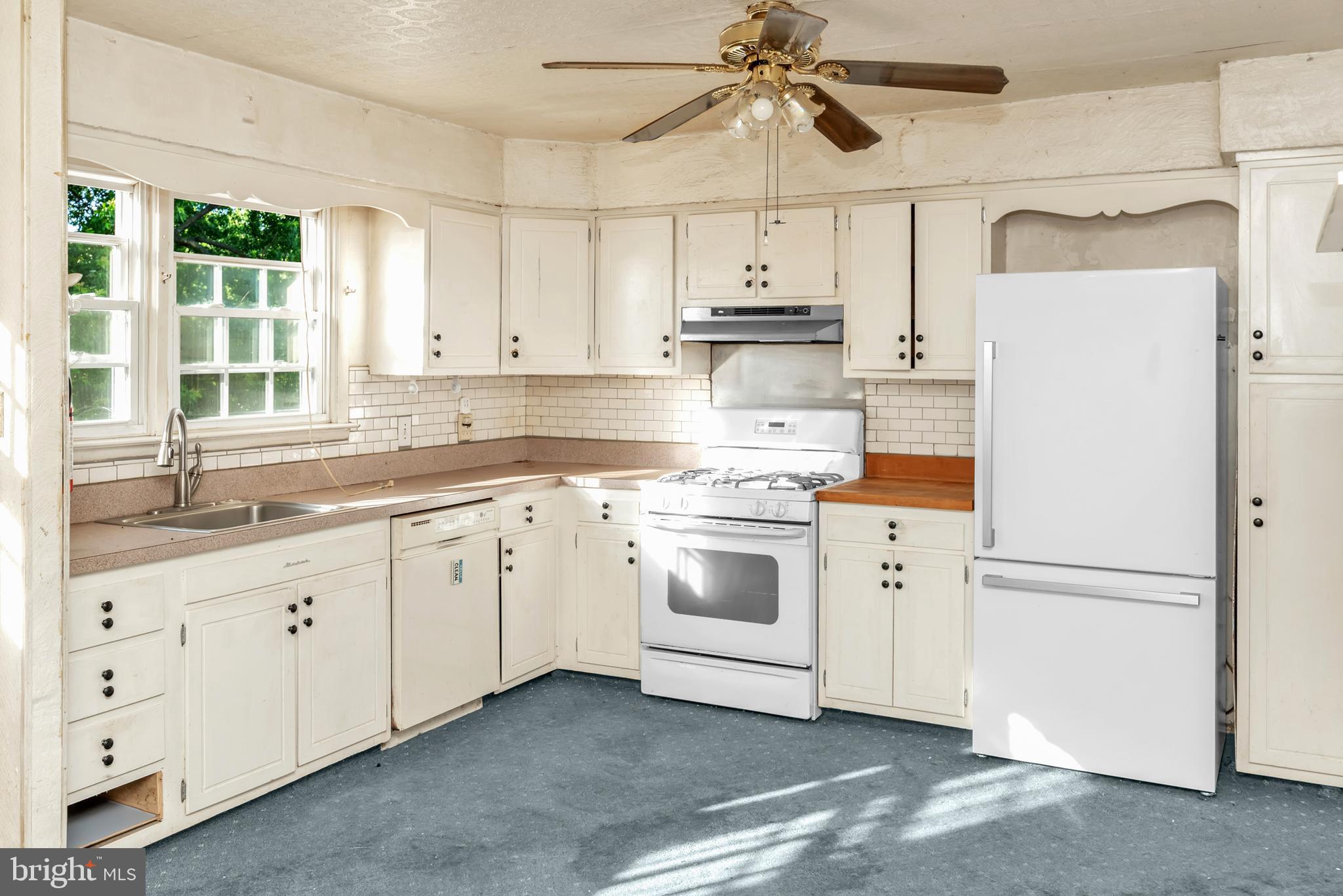 16 Constitution Road Clementon, NJ 08021 - Photo 19 of 61