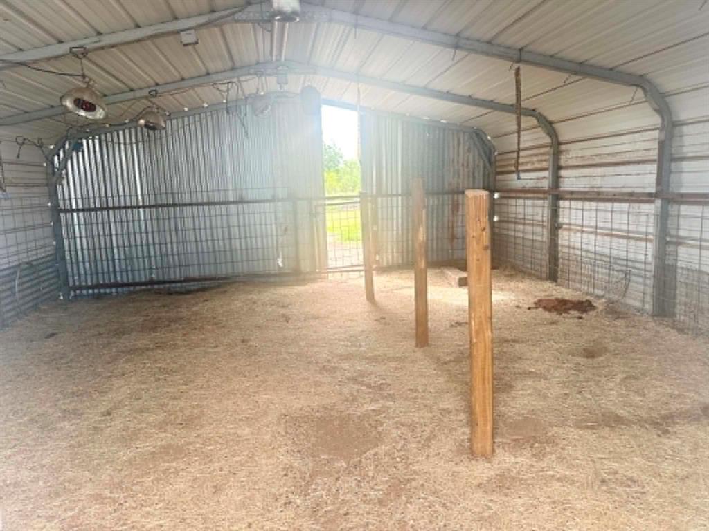 1275 John Wayne Road Kaufman, TX 75142 - Photo 6 of 11 small barn