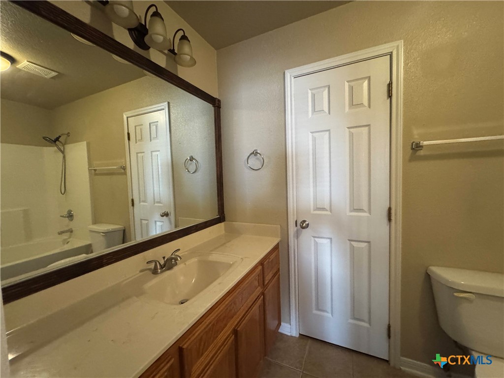 3003 Baldwin Loop Killeen, TX 76549 - Photo 17 of 33