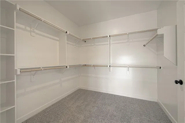 $589,900 | 1015 Poplar Lane, Liberty, MO 64068