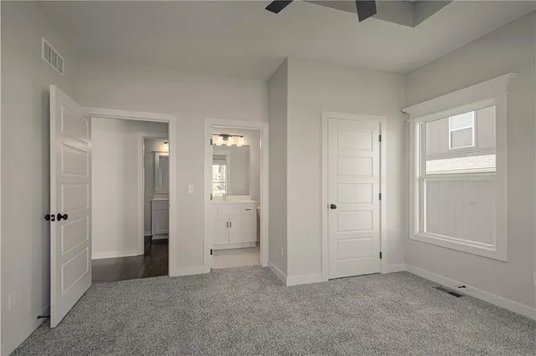 $579,900 | 1015 Poplar Lane, Liberty, MO 64068