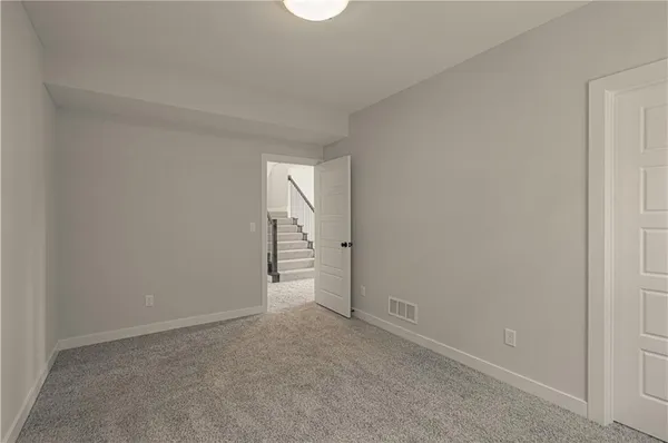 $579,900 | 1015 Poplar Lane, Liberty, MO 64068