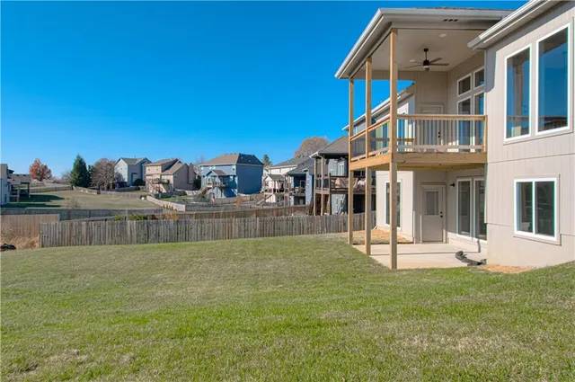 $589,900 | 1015 Poplar Lane, Liberty, MO 64068