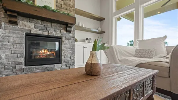 $579,900 | 1015 Poplar Lane, Liberty, MO 64068