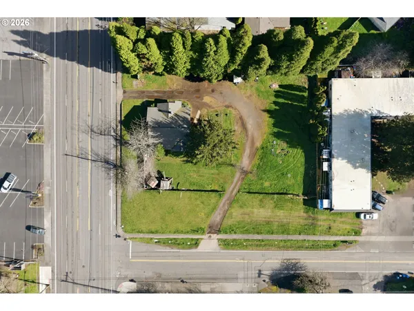 $500,000 | 21260 Southeast Stark Street, Gresham, OR 97030
