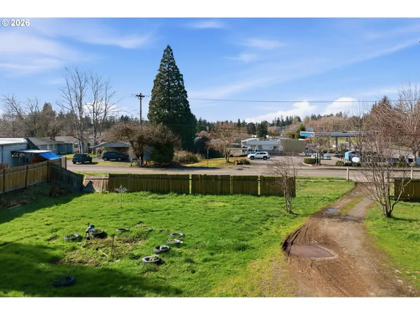$500,000 | 21260 Southeast Stark Street, Gresham, OR 97030