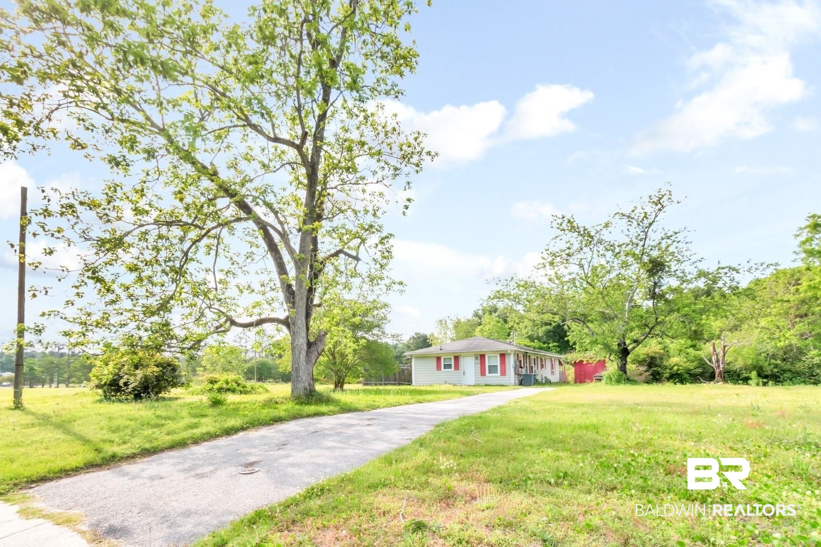 1520 Hannon Road Mobile, AL 36605 - Photo 2 of 24